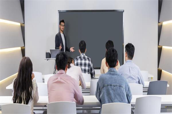 汕头成考本科的学费一般多少钱