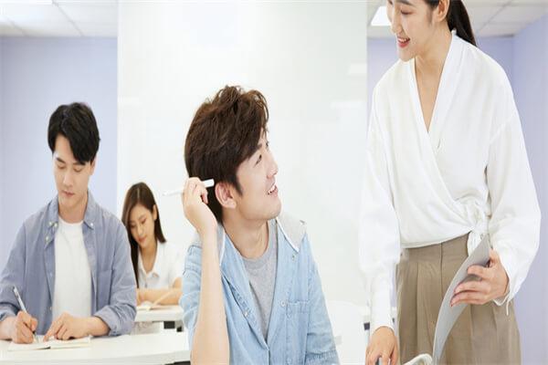 江门成考报名费多少